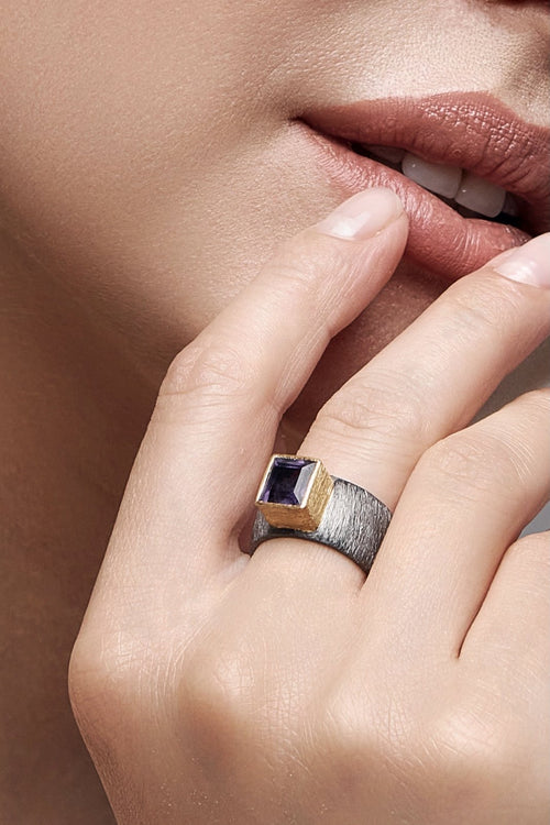 AMETHYST DOUBLE BLACK RING