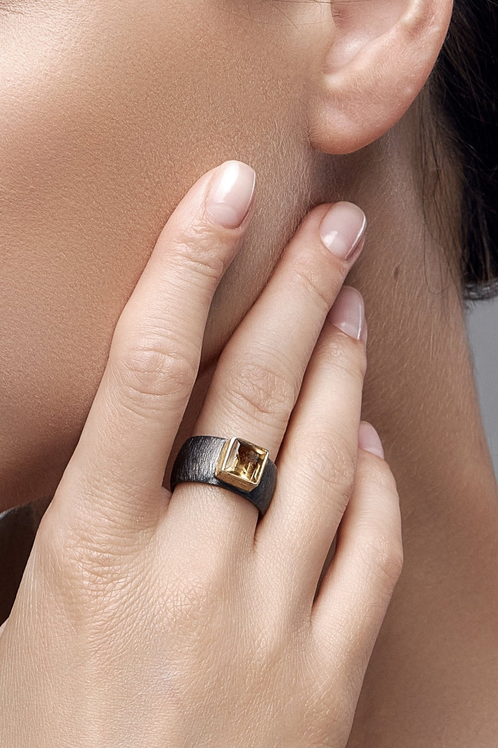 CITRINE DOUBLE BLACK RING