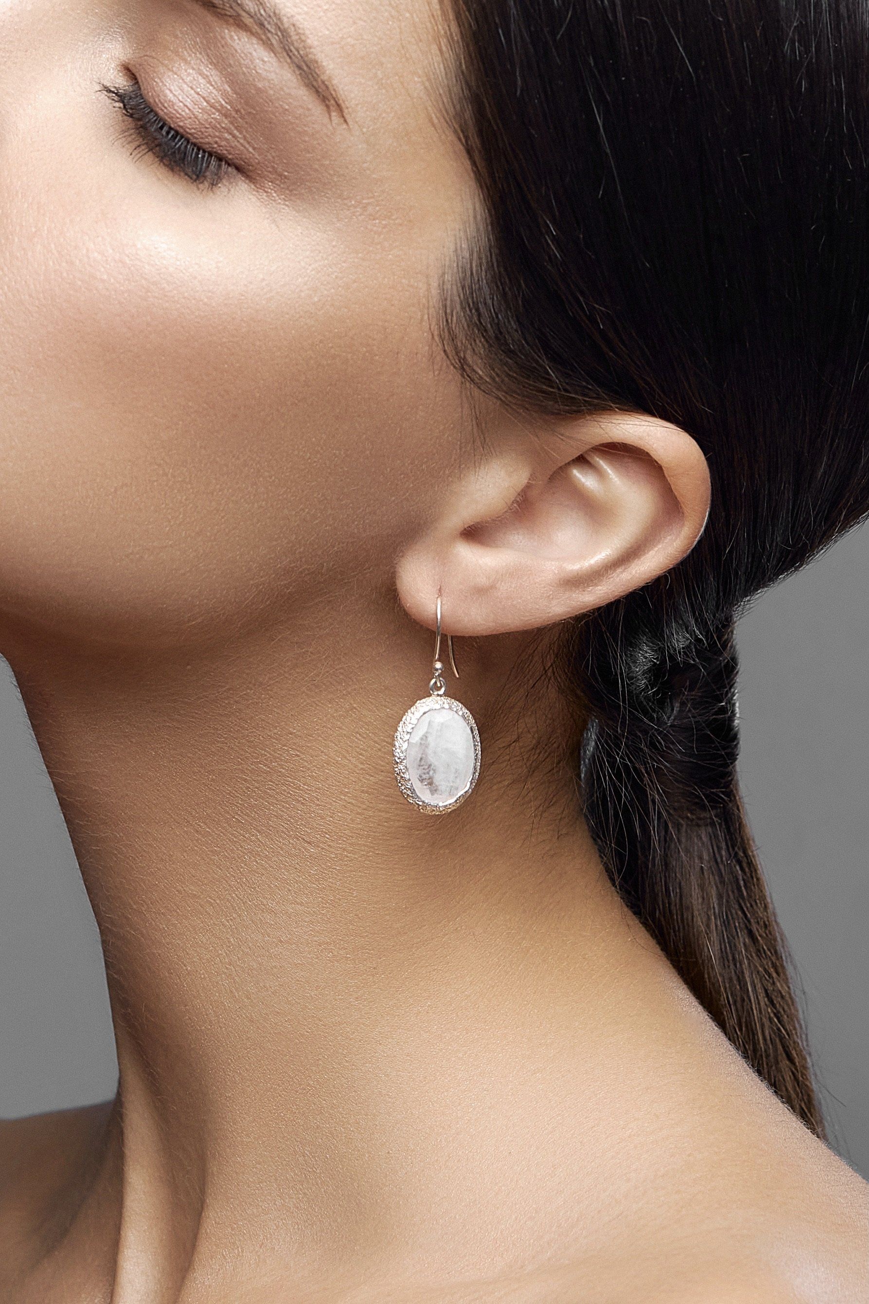CLASSICAL MOONLIGHT EARRINGS