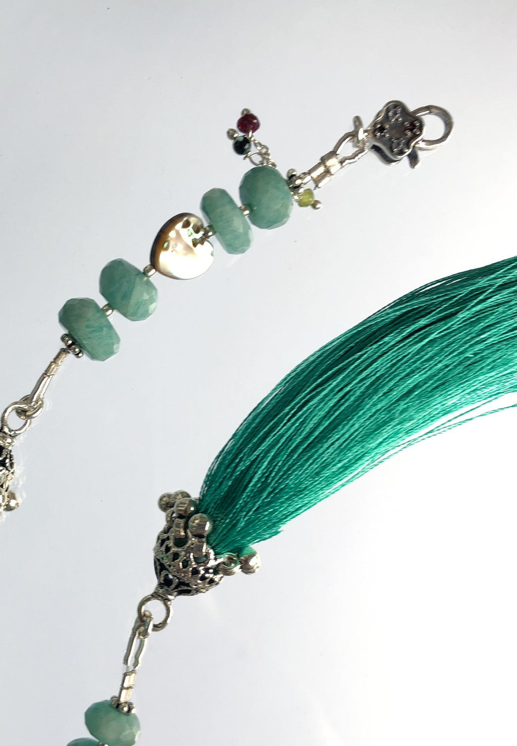 EMERALD TASSEL