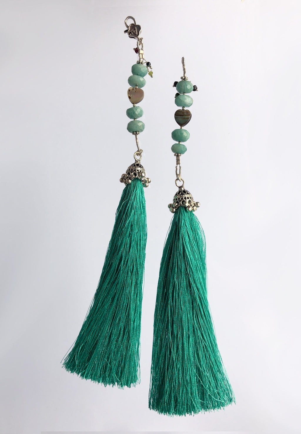 EMERALD TASSEL