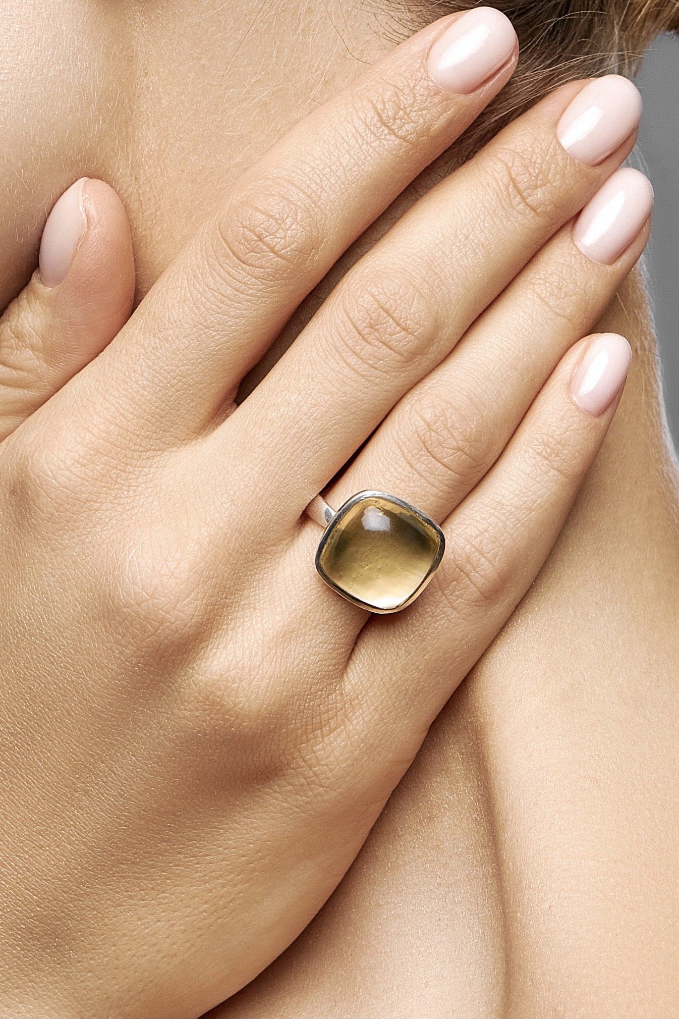LEMON QUARTZ SQUARE SILVER RING MID DAY