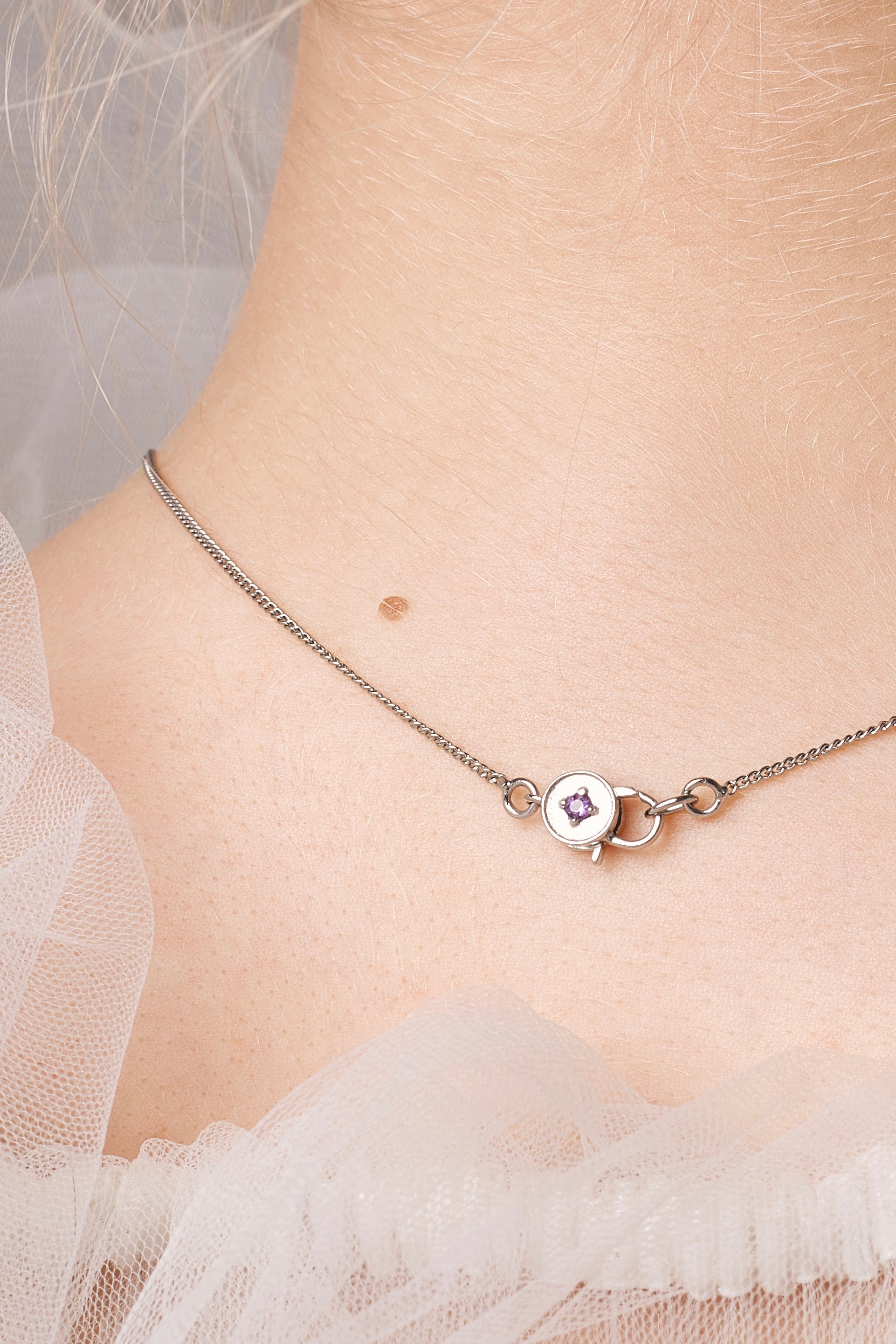 NECKLACE RED FLOWER