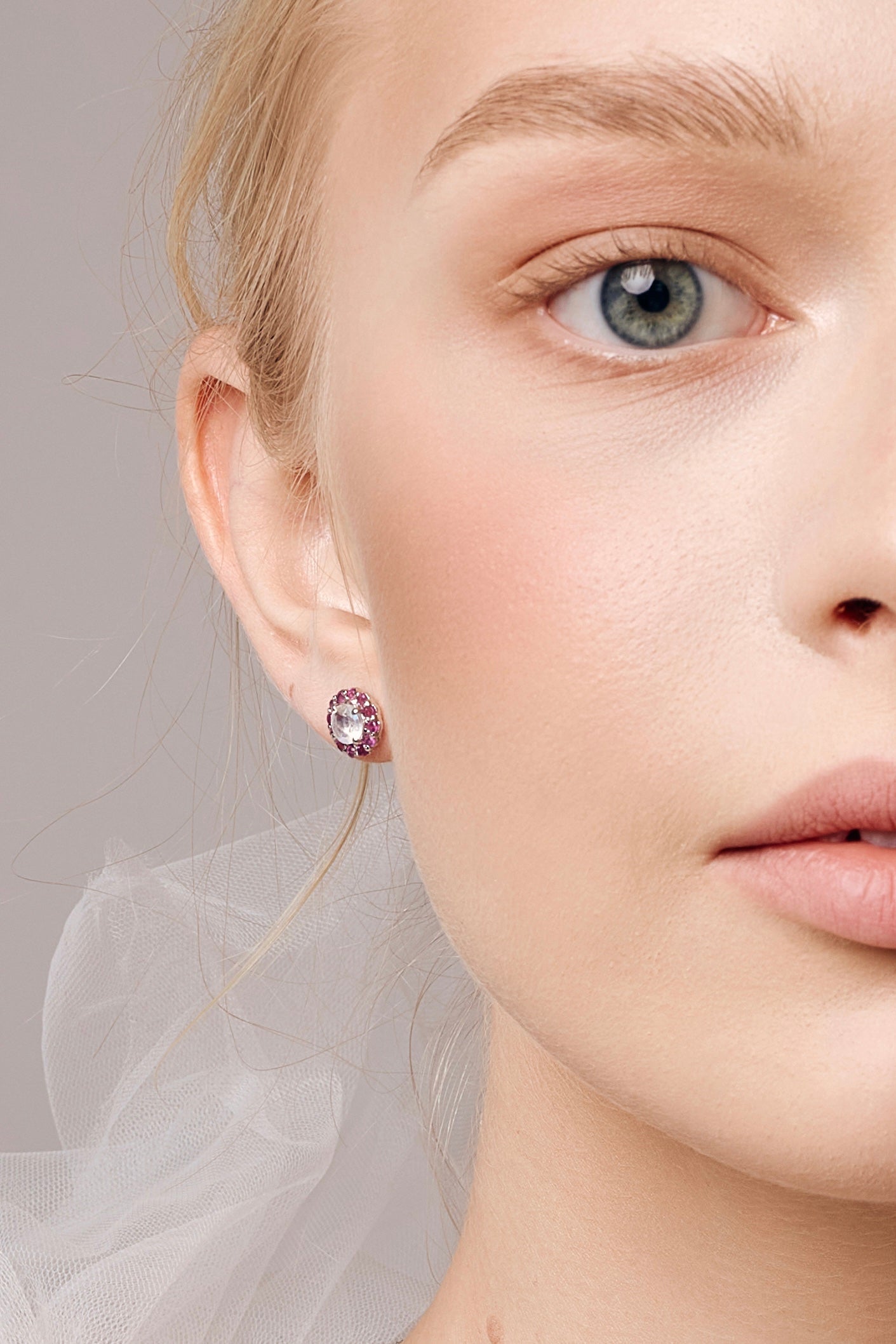 PUSEY EARRINGS WIGHT FLOWER