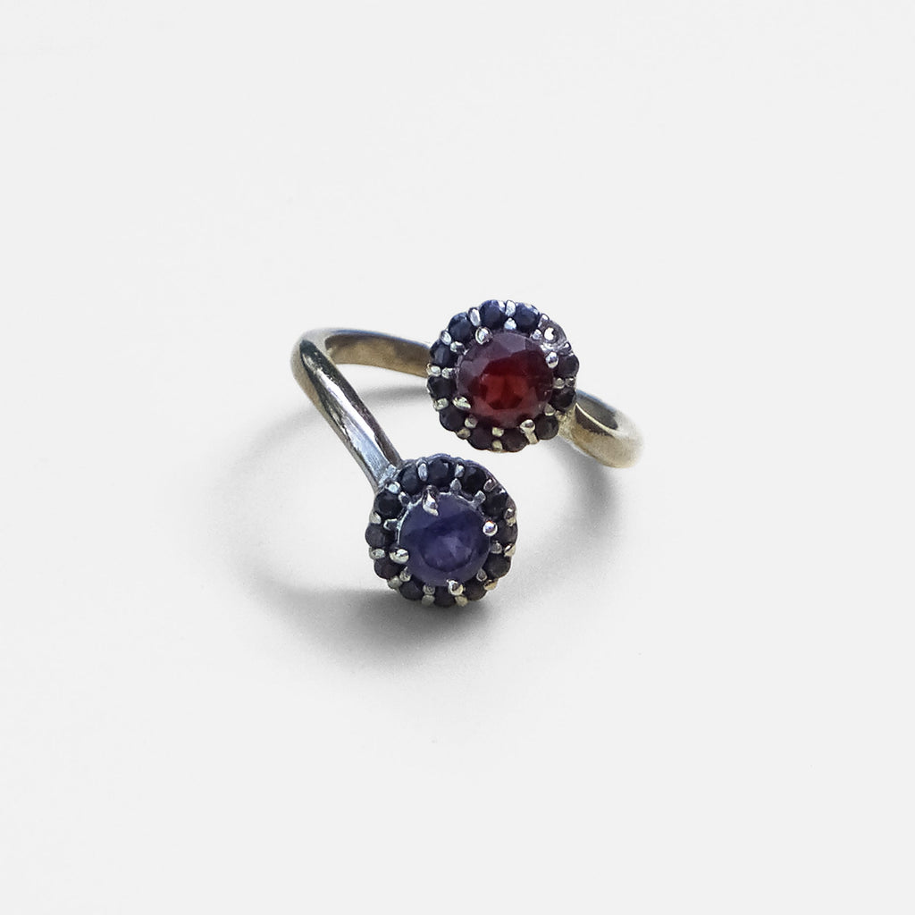 RED AND DEEP BLUE FLOWER RING