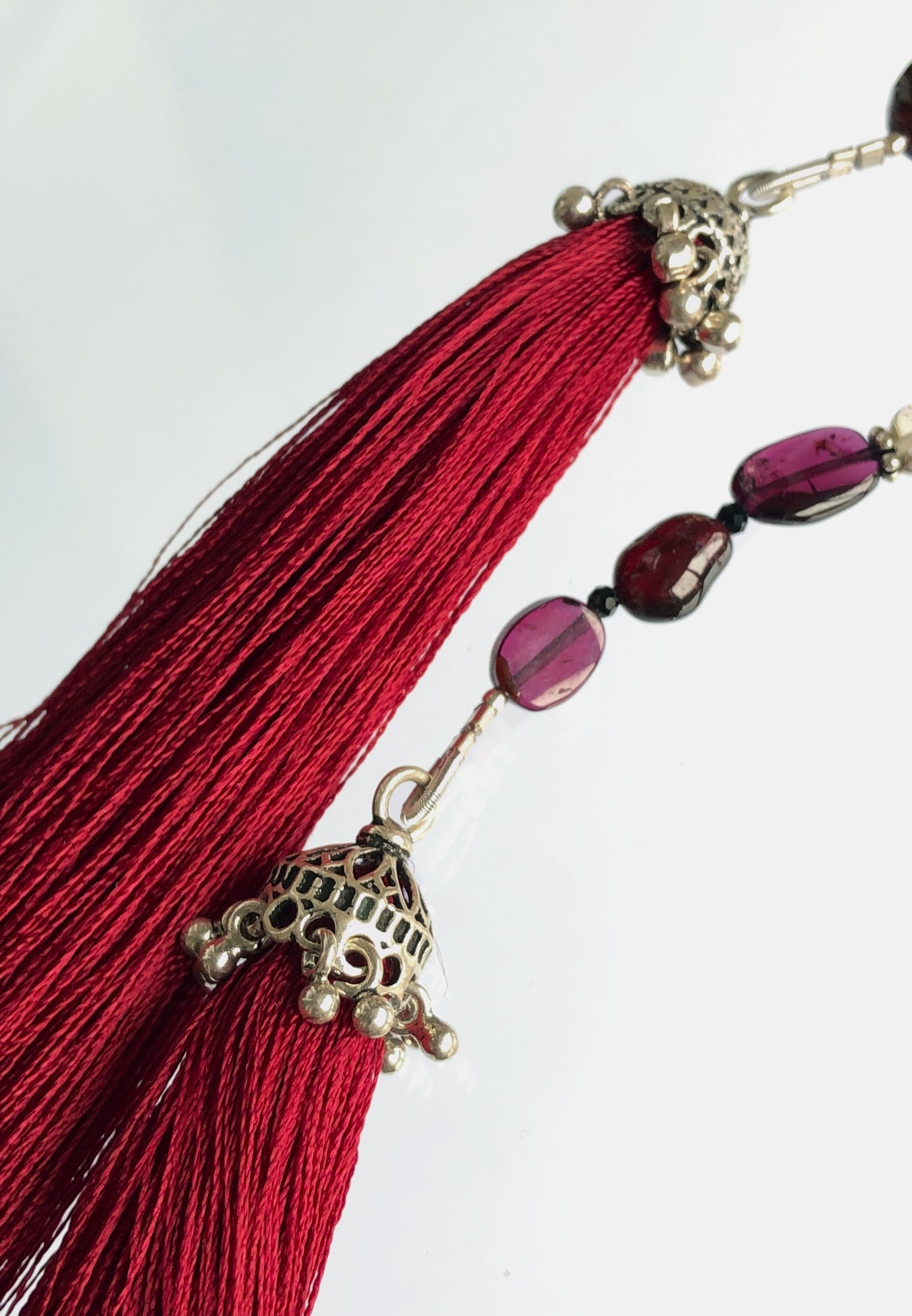 RED TASSEL 1